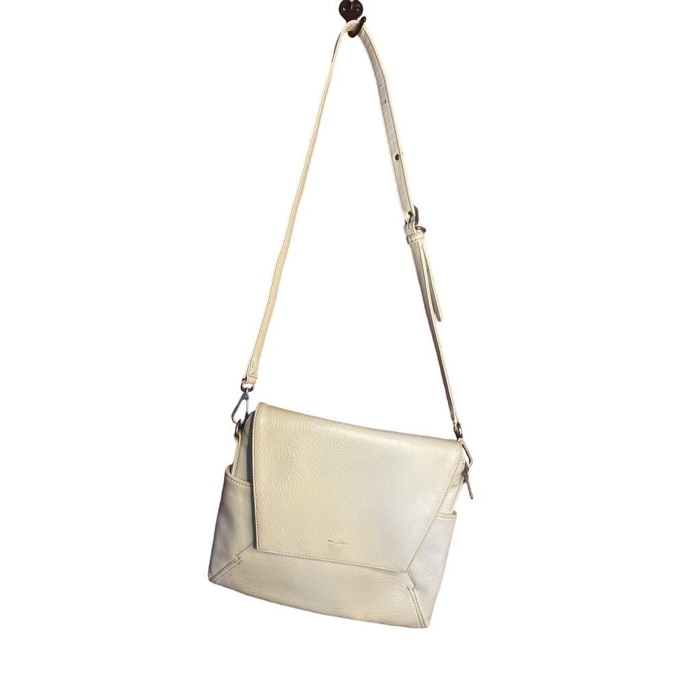 Matt and Nat White Vegan Envelope Leather Purse